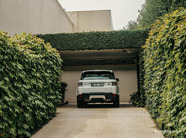 Garage vom Schlüsseldienst öffnen lassen Garage vom Schlüsseldienst öffnen lassen